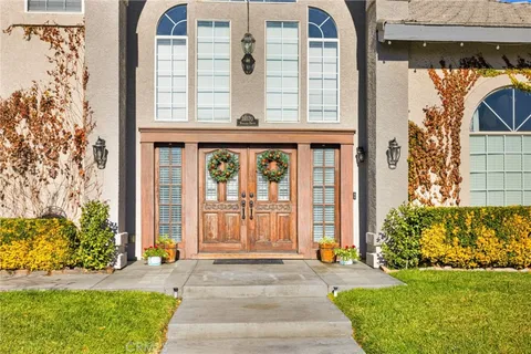 $799,000 | 18570 Niagara Drive, Victorville, CA 92395