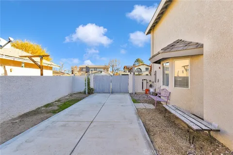 $799,000 | 18570 Niagara Drive, Victorville, CA 92395