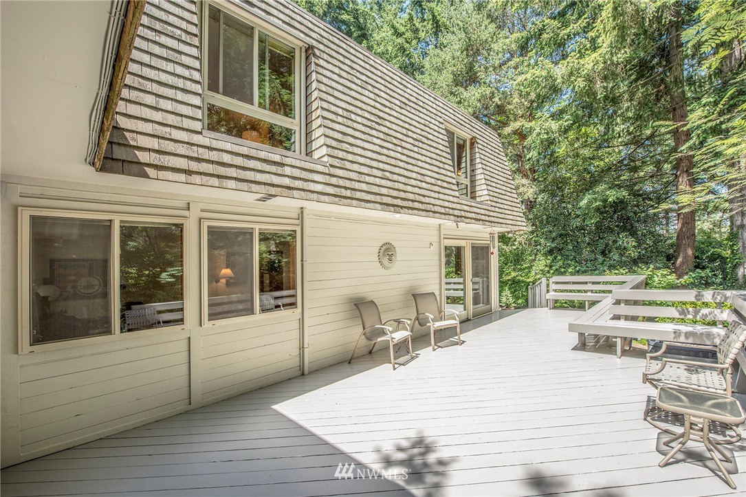 9038 Ridgeview Circle West Tacoma, WA 98466 - Photo 20 of 24 Gallery Image 20