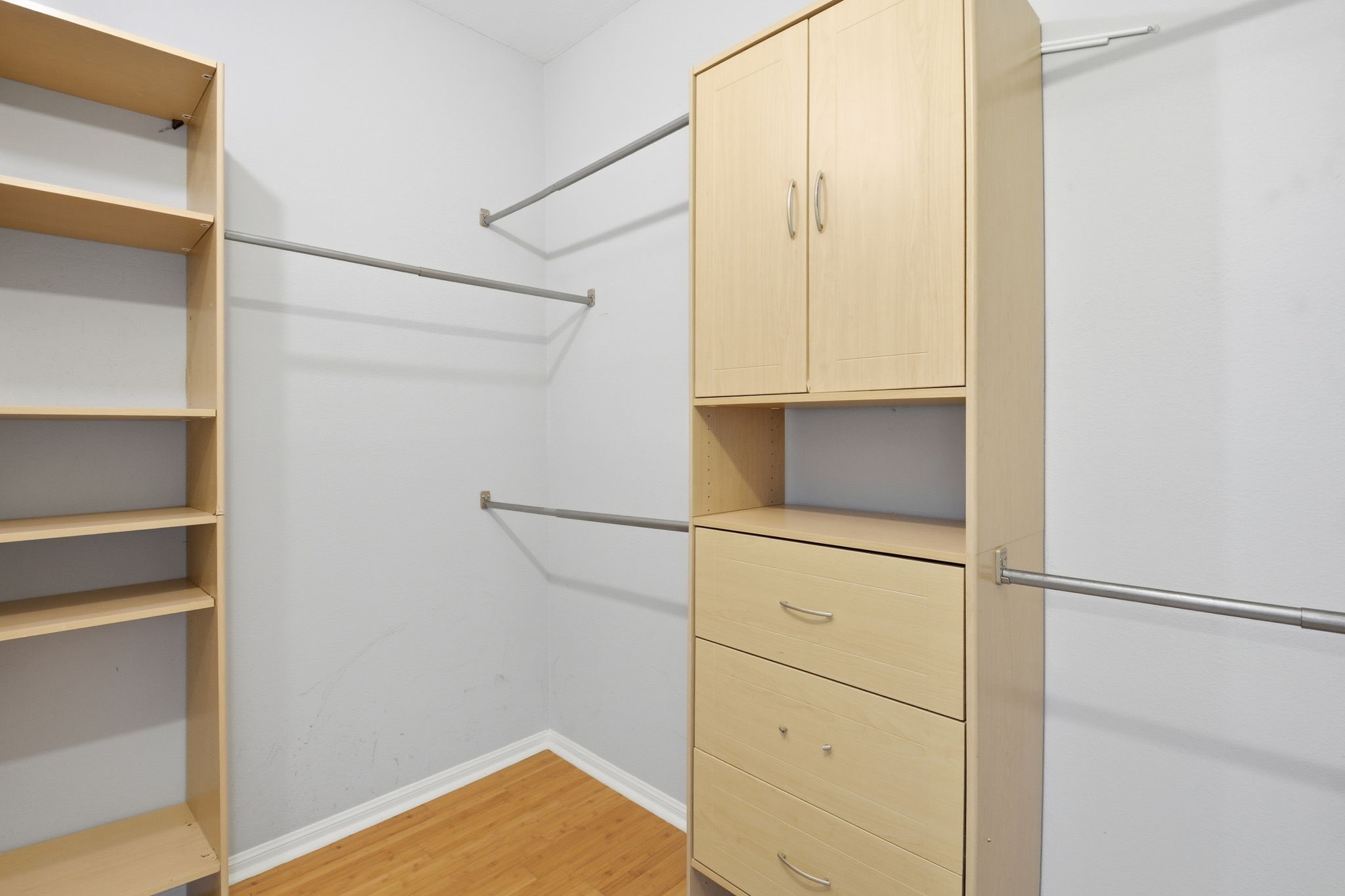 2100 Tanglewilde Street, Unit 576 Houston, TX 77063 - Photo 8 of 28