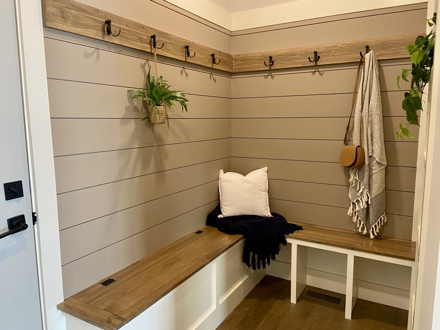 3913 Jade Drive Champaign, IL 61822 - Photo 12 of 38