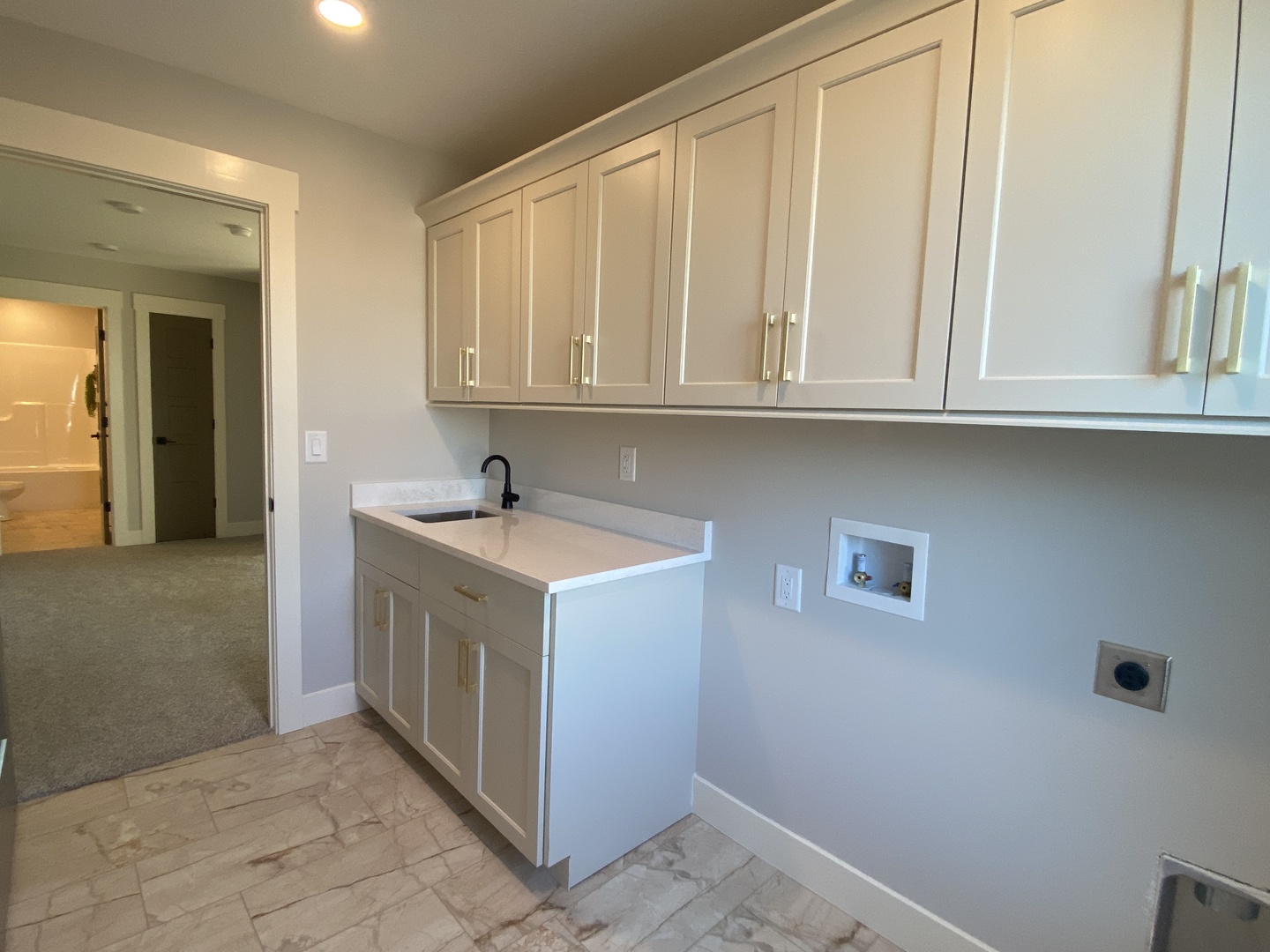 3913 Jade Drive Champaign, IL 61822 - Photo 19 of 38