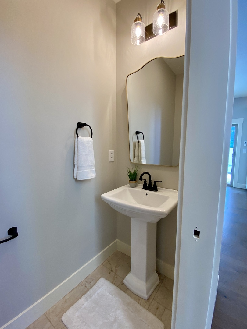 3913 Jade Drive Champaign, IL 61822 - Photo 6 of 38