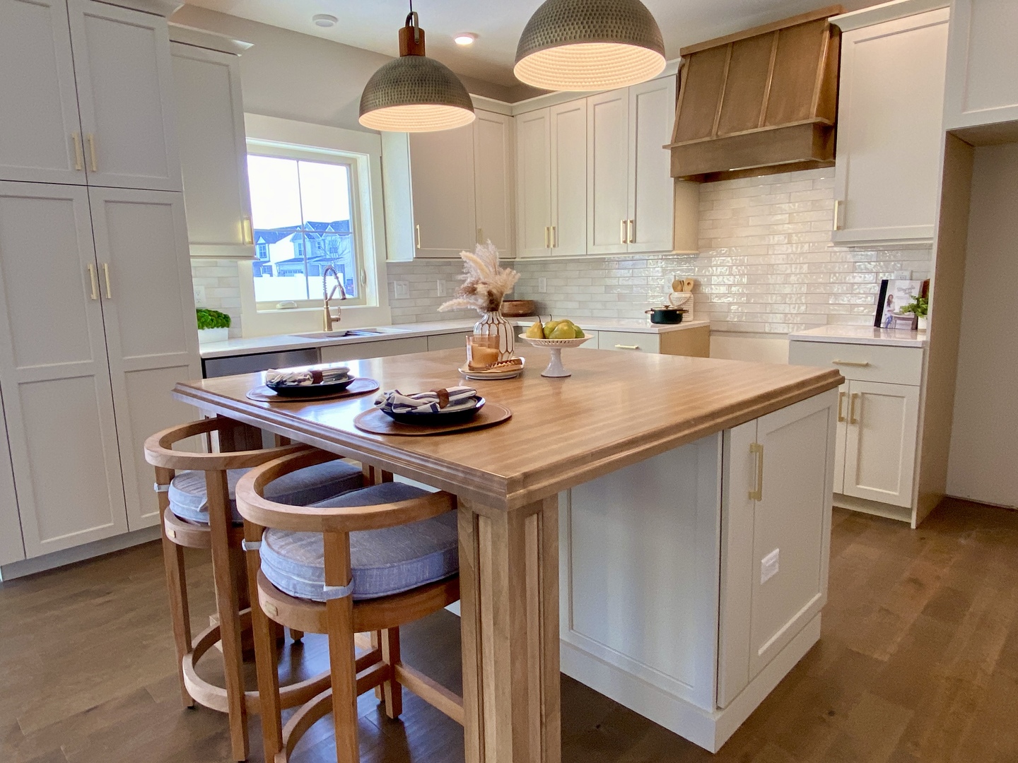 3913 Jade Drive Champaign, IL 61822 - Photo 8 of 38