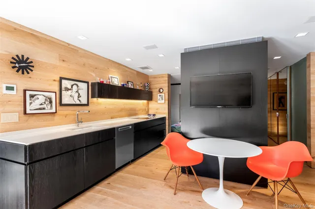 $525,000 | 142 Atlantic Walk, Unit C142, Ocean Beach, NY 11782