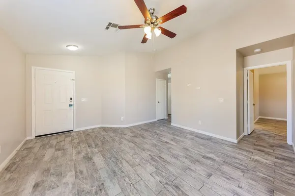 $2,080 | 21610 North 29th Drive, Phoenix, AZ 85027