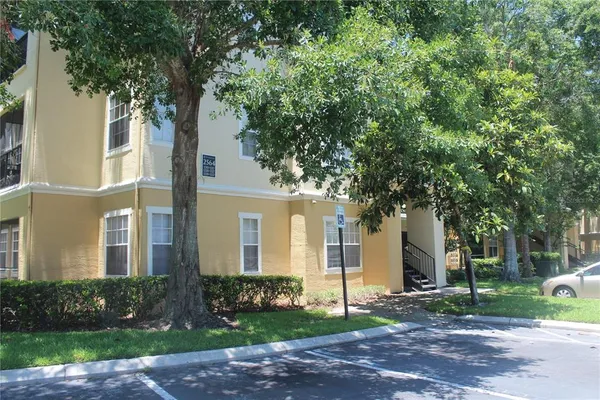 $1,400 | 2564 Robert Trent Jones Drive, Unit 1310, Orlando, FL 32835