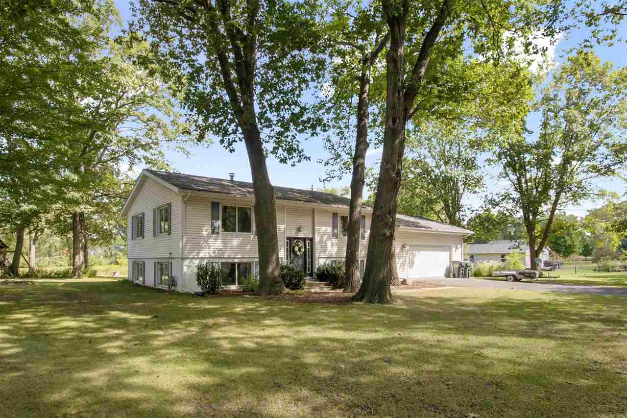 4400 Deer View Road Cedar Rapids, IA 52411 - Photo 1 of 28 Gallery Image 1