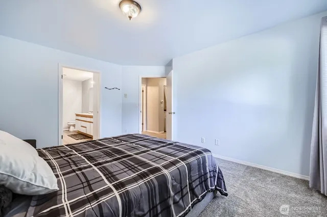 $339,900 | 9210 Market Place, Unit F202, Lake Stevens, WA 98258