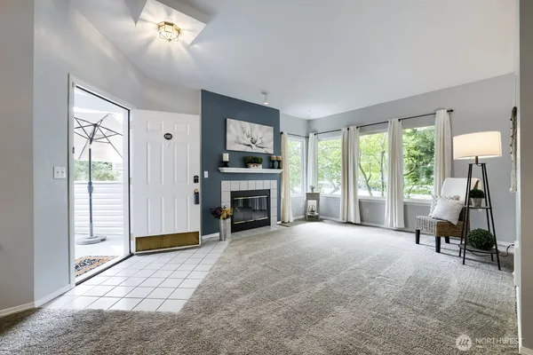 $335,000 | 9210 Market Place, Unit F202, Lake Stevens, WA 98258