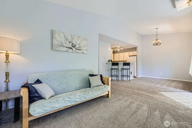 $339,900 | 9210 Market Place, Unit F202, Lake Stevens, WA 98258