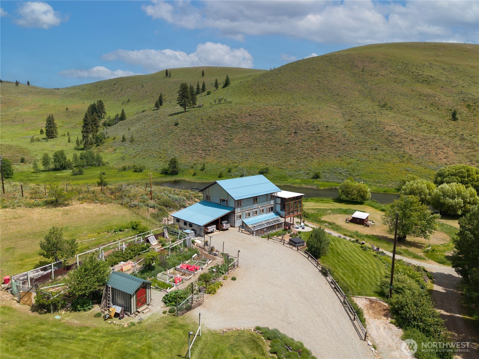 494 Rendezvous Road Winthrop, WA 98862 - Photo 21 of 40