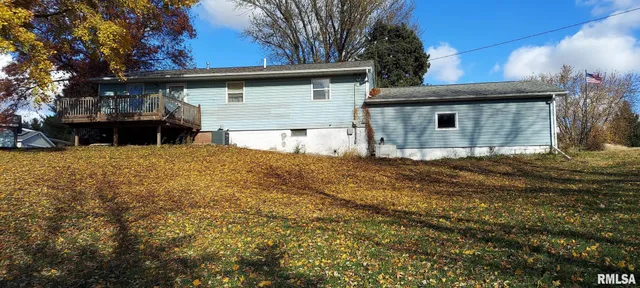 $135,000 | 862 270th Street, Viola, IL 61486