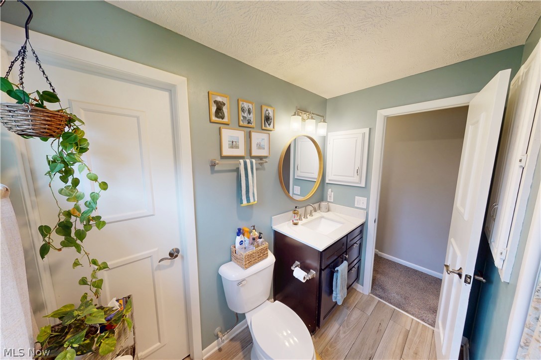 3350 Sandy Lake Road Ravenna, OH 44266 - Photo 17 of 48 Direct Access from Primary Bedroom