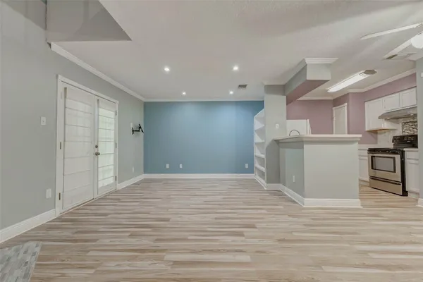 $98,000 | 11201 Lynbrook Drive, Unit 3702, Houston, TX 77042