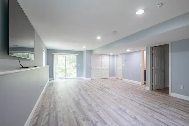 $647,000 | 18 Eldon Way, Atkinson, NH 03811