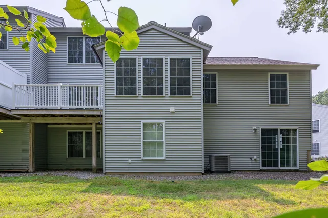 $647,000 | 18 Eldon Way, Atkinson, NH 03811