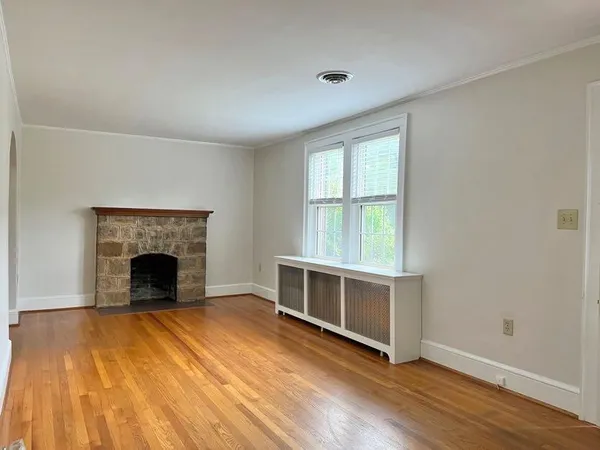 $1,849 | 1668 Brandon Avenue Southwest, Roanoke, VA 24015
