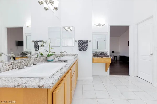 $4,995 | 9896 Masked Duck Avenue, Las Vegas, NV 89117