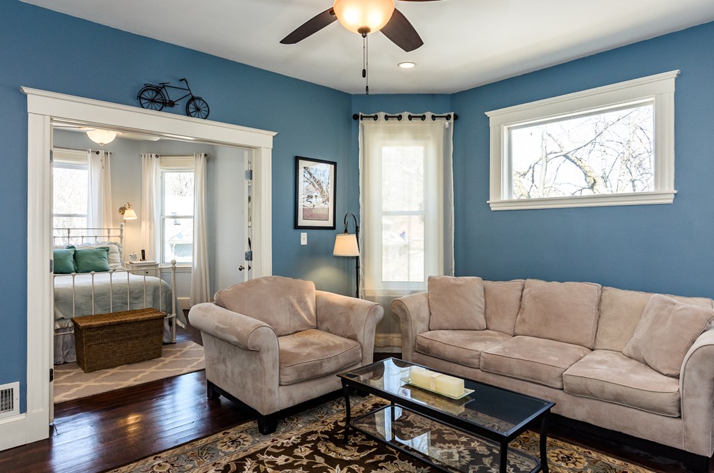 34 Catherine Street, Unit 6 Boston, MA 02131 - Photo 3 of 10