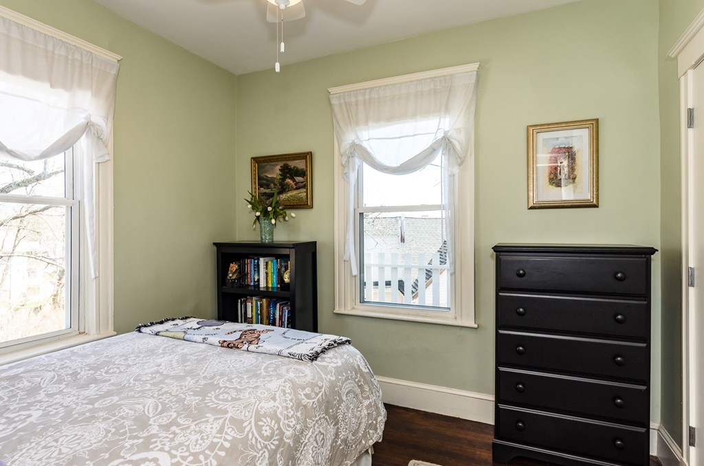 34 Catherine Street, Unit 6 Boston, MA 02131 - Photo 6 of 10