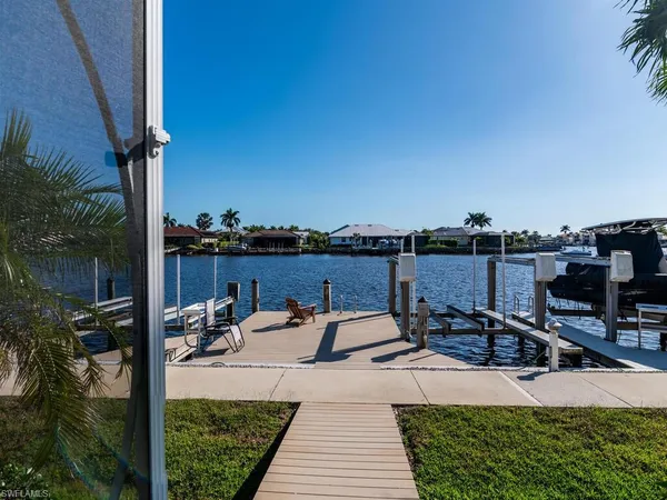 $689,900 | 314 Stella Maris Drive South, Naples, FL 34114