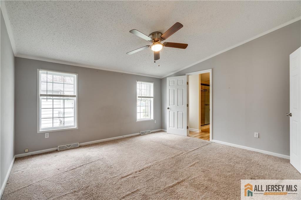14 Dickens Road North Brunswick, NJ 08902 - Photo 11 of 22 Gallery Image 11