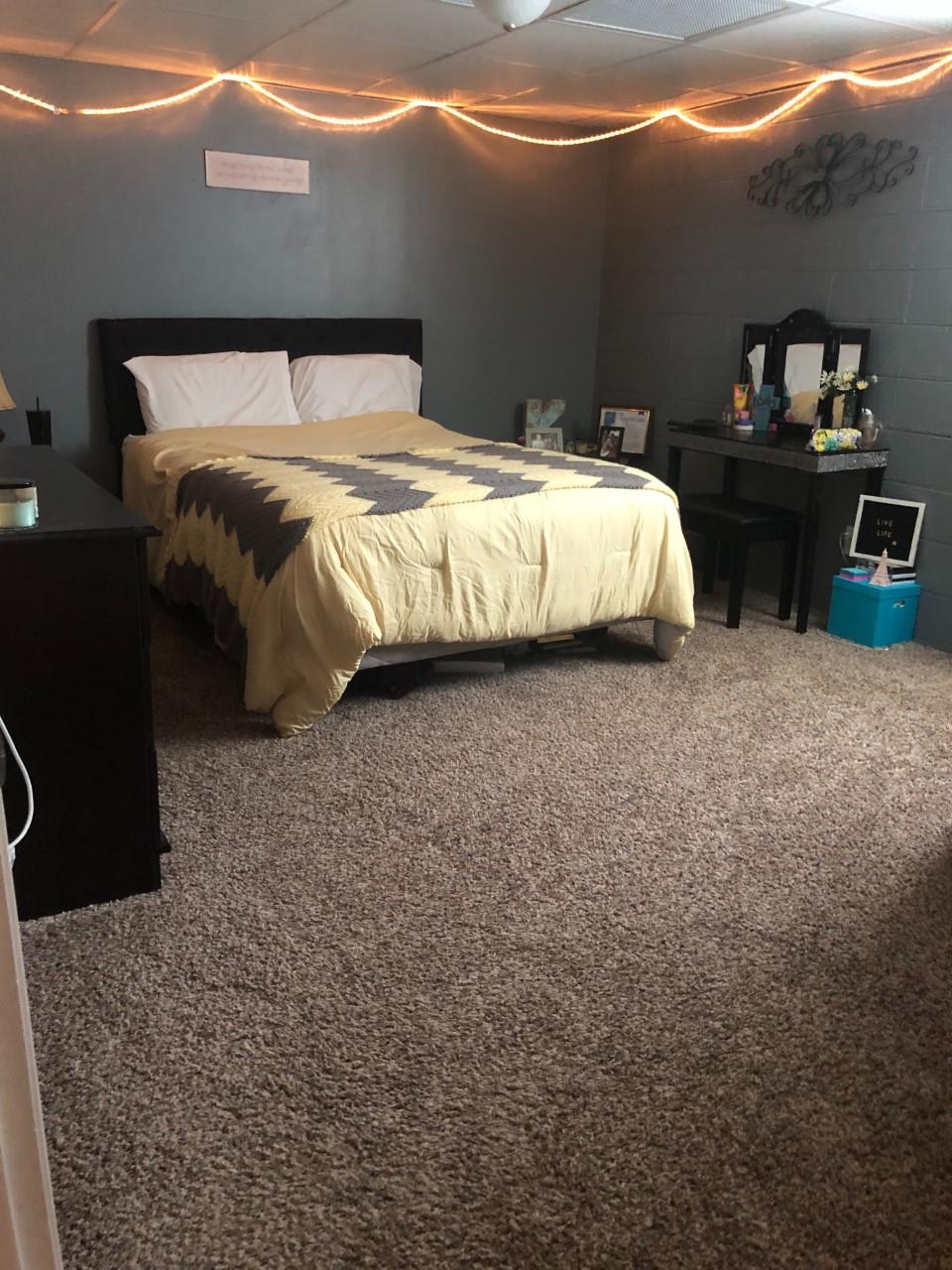 3240 Scott Road Clarksville, TN 37043 - Photo 19 of 30 Bedroom downstairs w/ full bath attached.