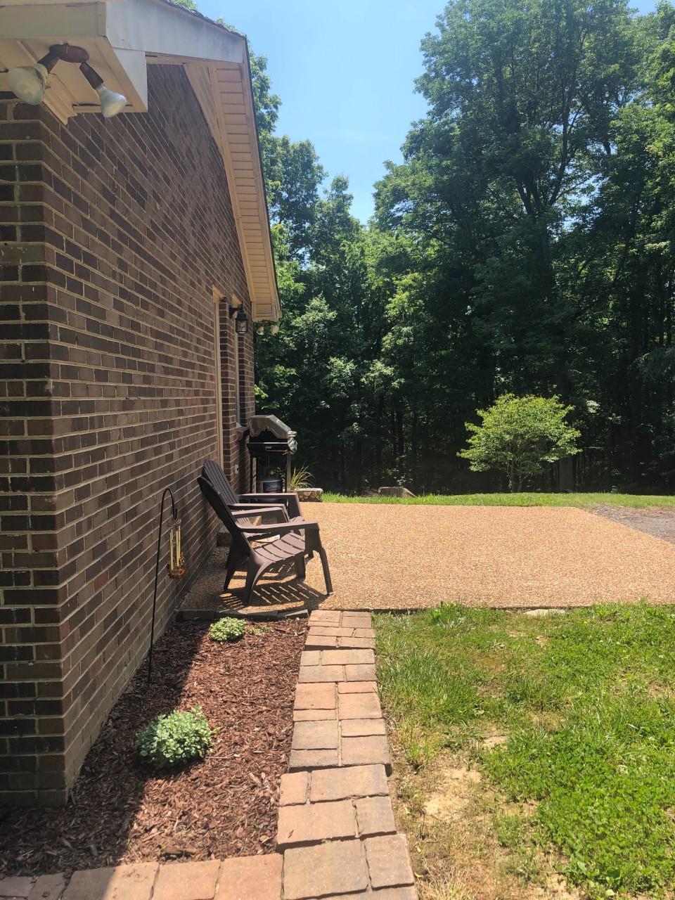 3240 Scott Road Clarksville, TN 37043 - Photo 4 of 30 Side patio leading to driveway