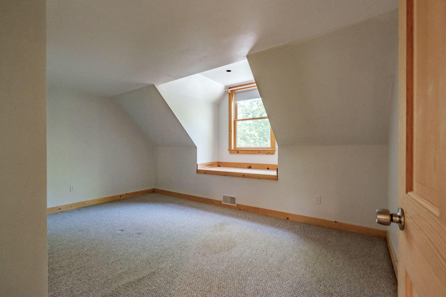 271 Hut Road Stoneham, ME 04231 - Photo 37 of 67 20190718gp-60044
