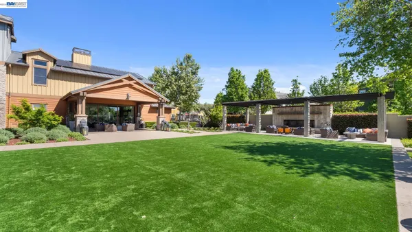 $898,000 | 400 Persimmon Common, Unit 7, Livermore, CA 94551
