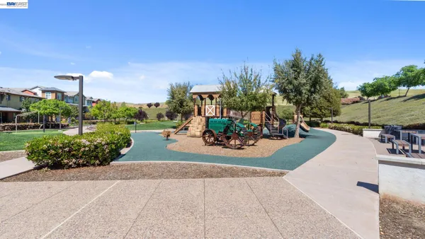 $898,000 | 400 Persimmon Common, Unit 7, Livermore, CA 94551