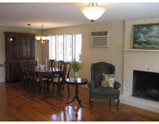 14 Dana Road Maynard, MA 01754 - Photo 3 of 25 Gallery Image 3