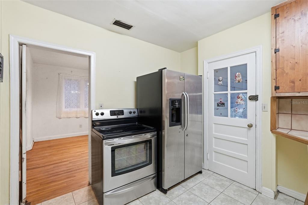 1423 Northwest 11th Road Gainesville, FL 32605 - Photo 23 of 42