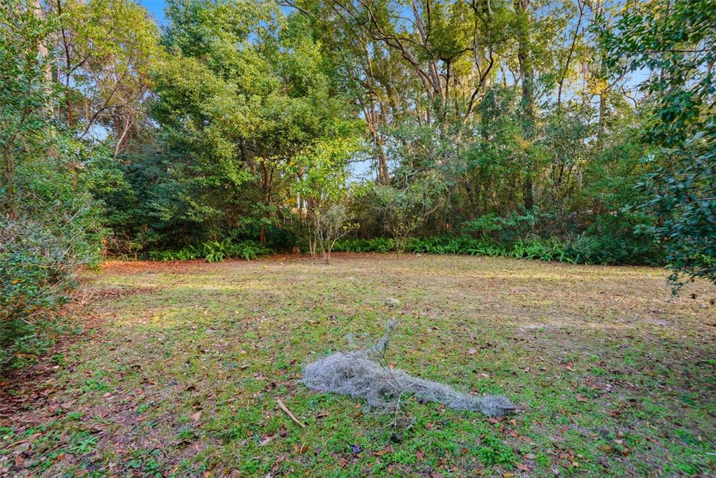 1423 Northwest 11th Road Gainesville, FL 32605 - Photo 39 of 42