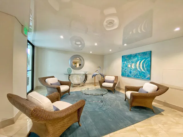 $4,000 | 5420 North Ocean Drive, Unit 1703, Singer Island, FL 33404