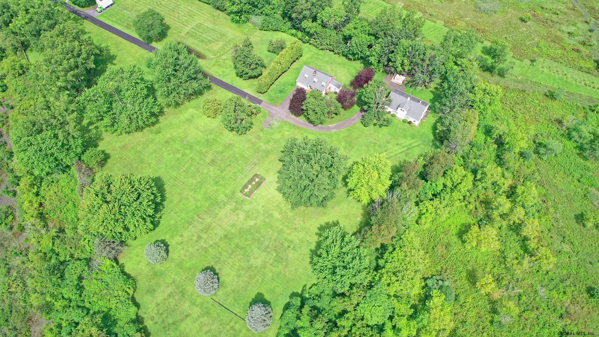 173 Boght Road Colonie, NY 12189 - Photo 3 of 35 Photo 3