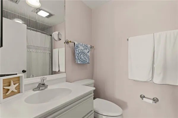 $1,900 | 1 Marina Drive, St. Simons Island, GA 31522