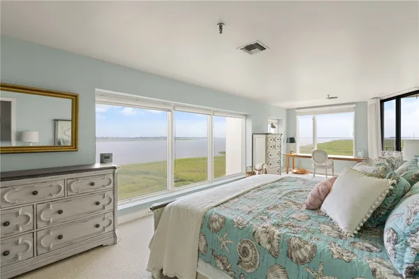 $1,900 | 1 Marina Drive, St. Simons Island, GA 31522