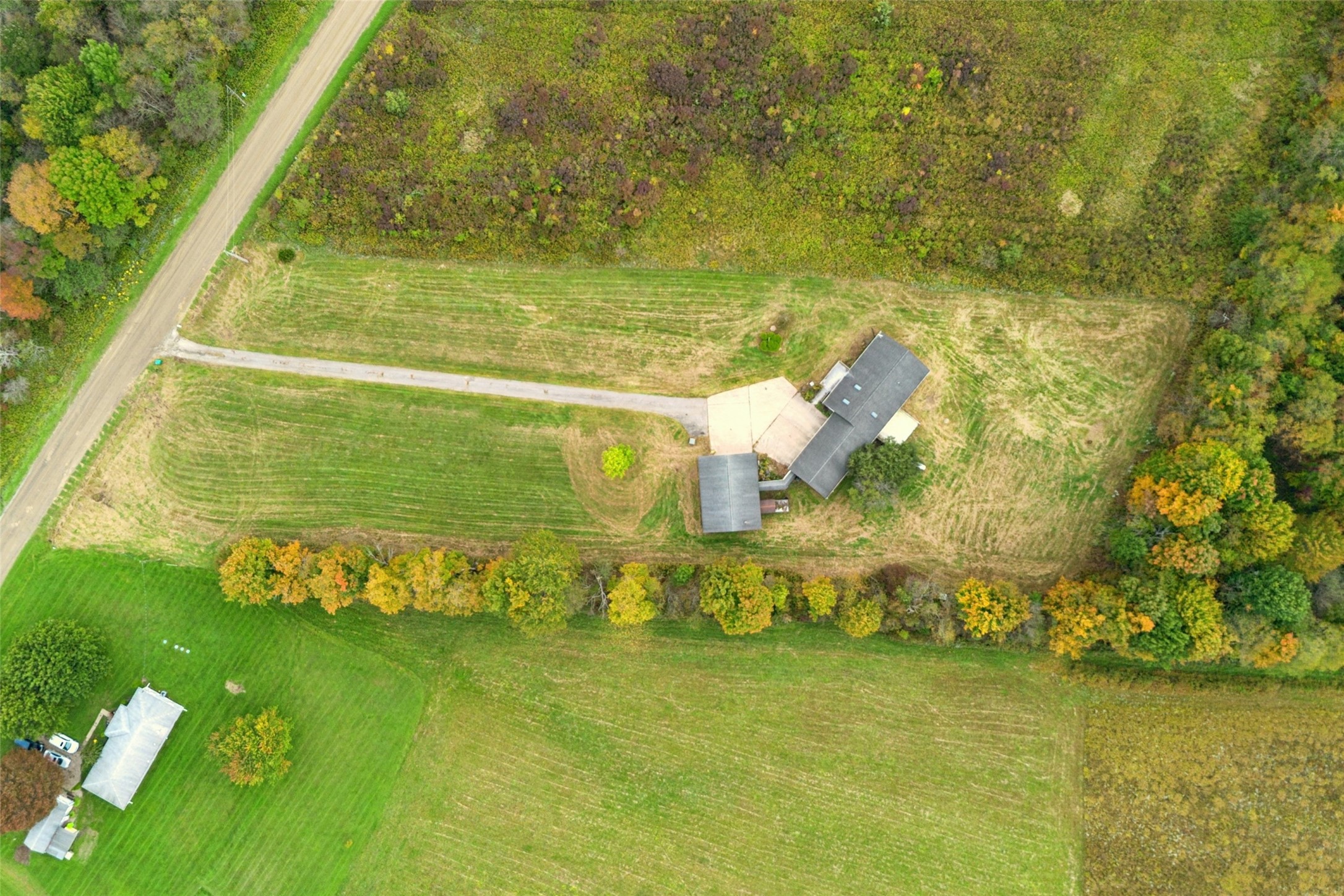 10046 New Road North East, PA 16428 - Photo 5 of 30 Gallery Image 5
