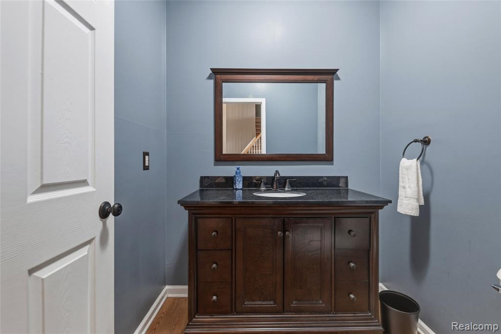 1028 Chesapeake Rochester Hills, MI 48307 - Photo 15 of 52