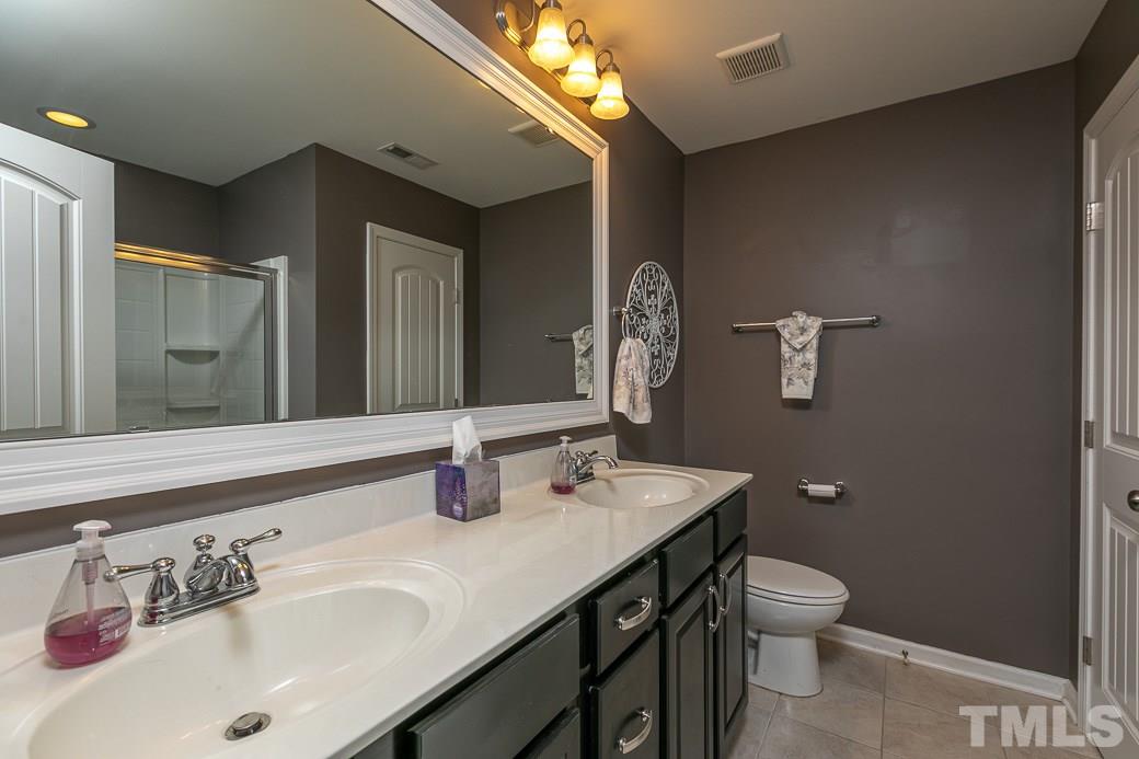 941 Ileagnes Road Raleigh, NC 27603 - Photo 8 of 11