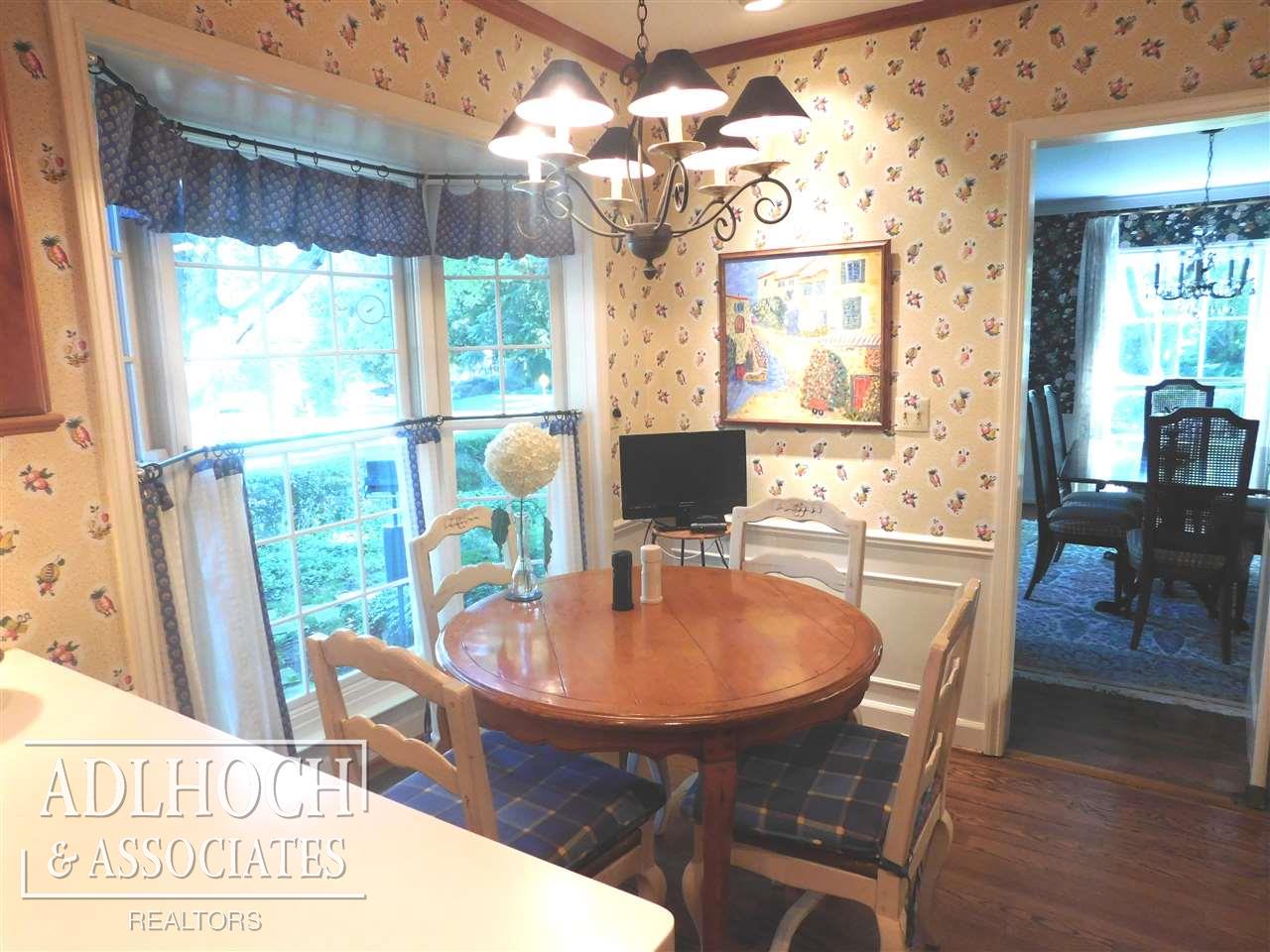 241 Lewiston Road Grosse Pointe Farms, MI 48236 - Photo 10 of 27