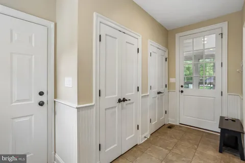 $2,475,000 | 11736 Gainsborough Road, Potomac, MD 20854