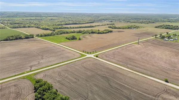 $440,000 | 367-th Somerset Road, Lacygne, KS 66040