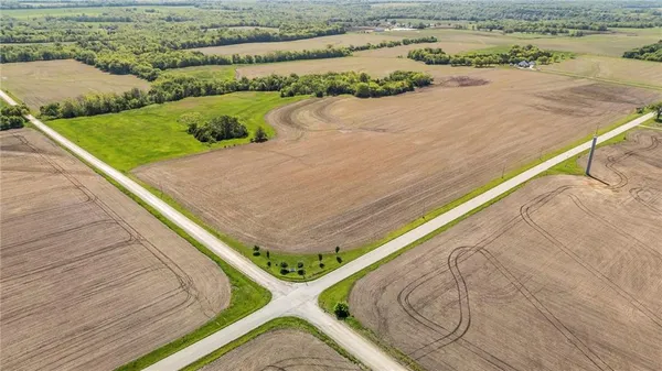 $440,000 | 367-th Somerset Road, Lacygne, KS 66040