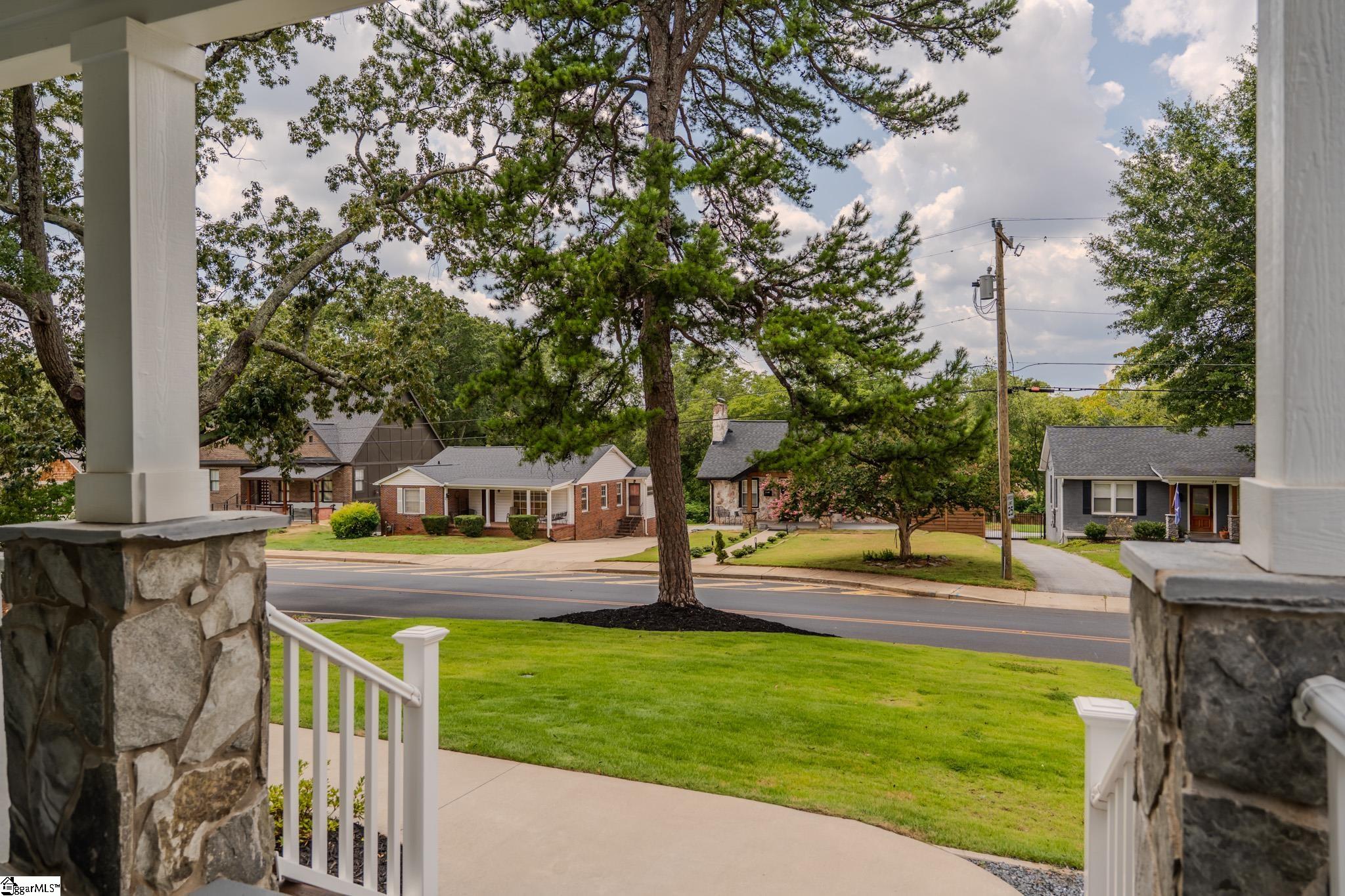 23 Old Augusta Road Greenville, SC 29605 - Photo 12 of 50 Gallery Image 12