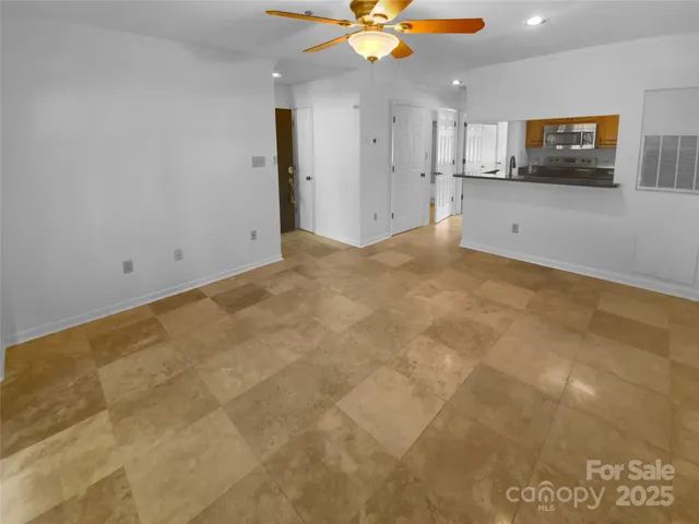 $258,000 | 2210 Sumner Green Avenue, Unit H, Charlotte, NC 28203