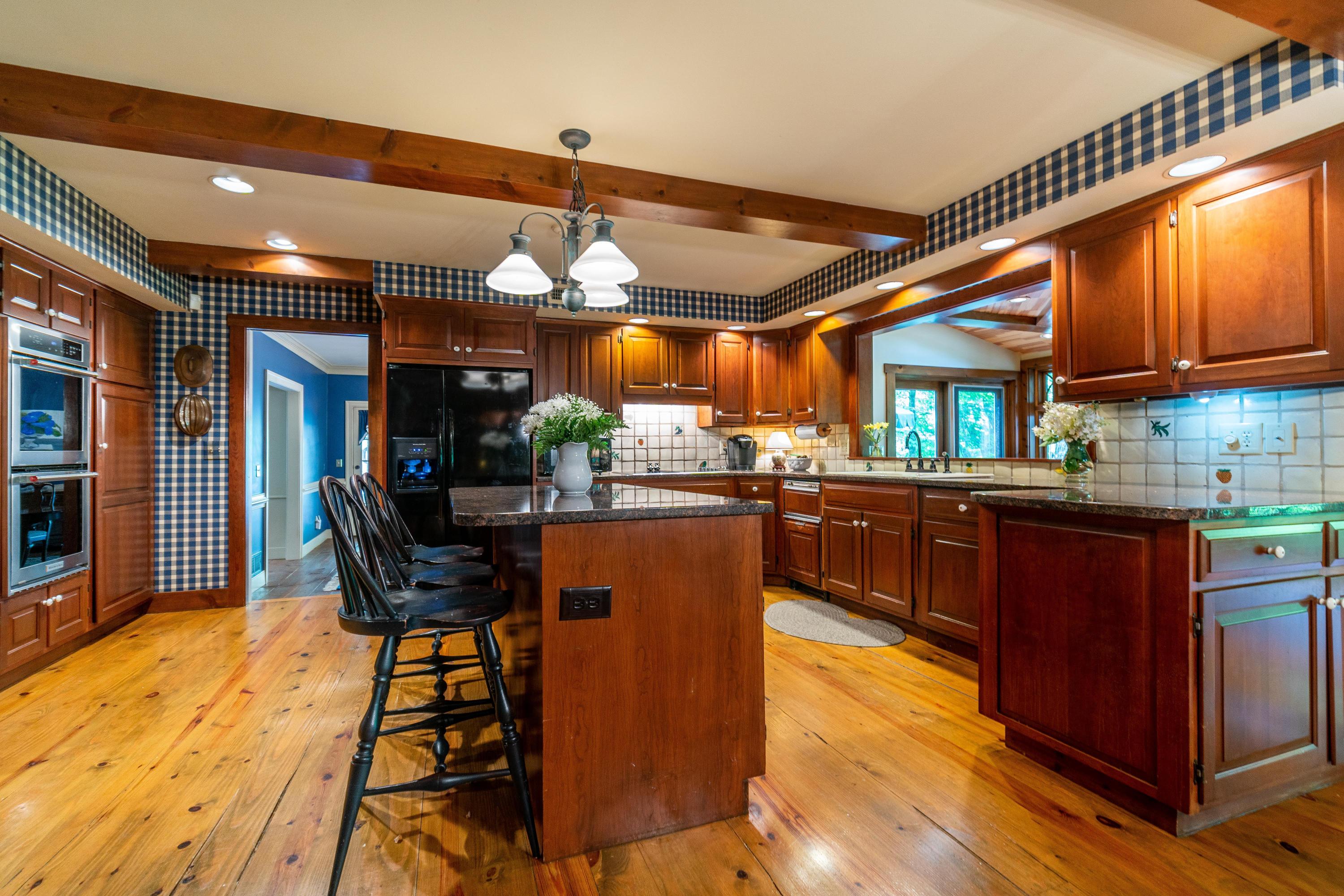 1097 Ravine Ridge Drive Columbus, OH 43085 - Photo 11 of 52 Gallery Image 11