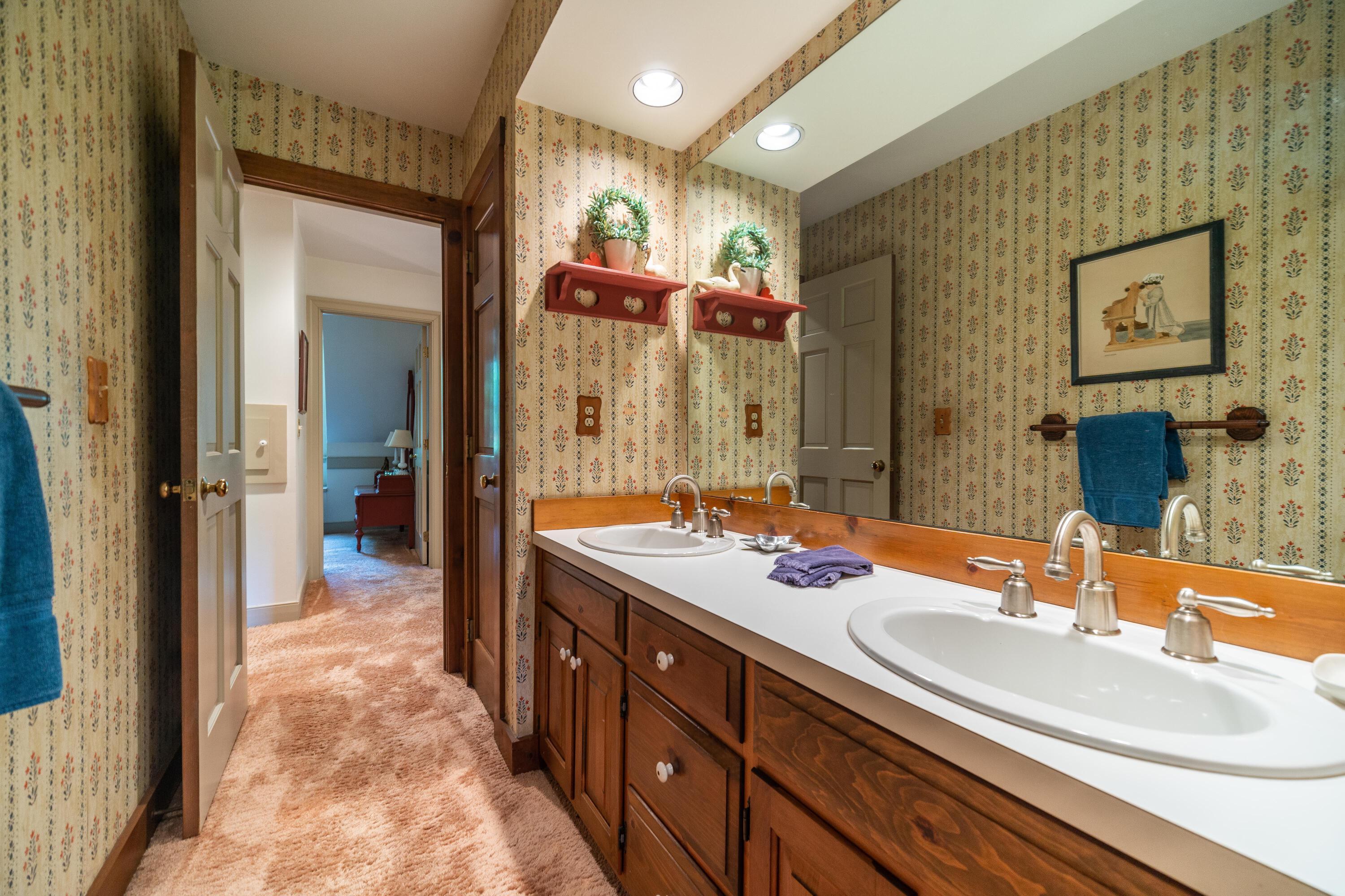 1097 Ravine Ridge Drive Columbus, OH 43085 - Photo 28 of 52 Gallery Image 28
